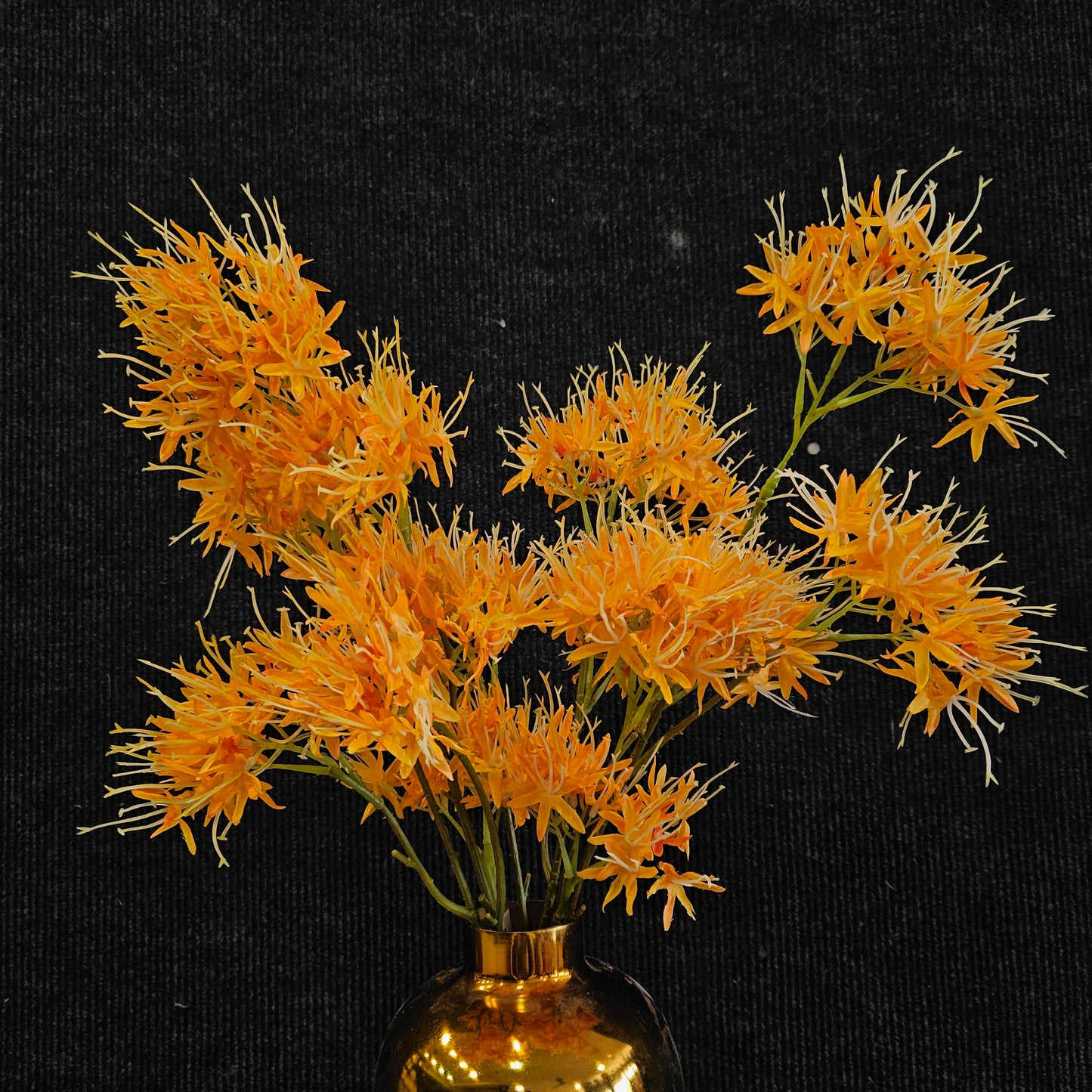 Artificial Lycoris Aurea floweral stick to bring attractive elegant look to your home & Garden