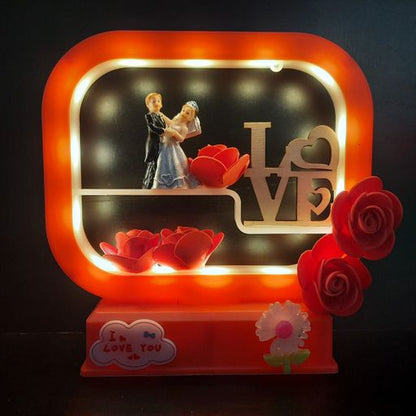 COUPLE showpiece