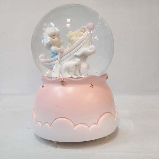 Sailing Snowball