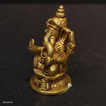 Brass Lord Ganesha Statue for Pooja Home Decor Car Dashboard God Ganesh Ganpati Decorative Showpices