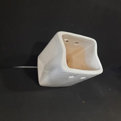 Ceramic Carry bag shaped ceramic pot for Garden Decoration office & home decoration purpose