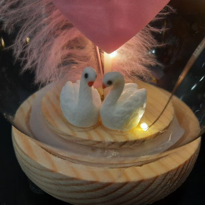 COUPLE showpiece
