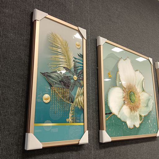 Crystal wall frames