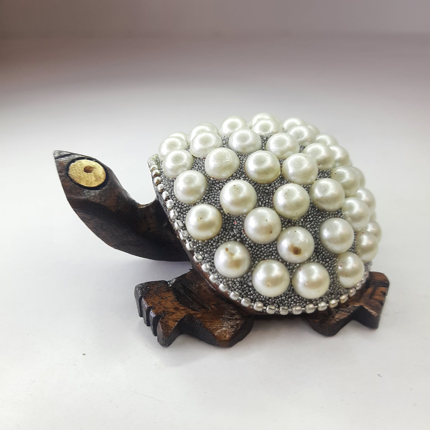 Wooden Turtle W/Pearl And Silver Paint