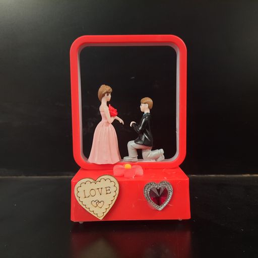Couple lighting showpiece