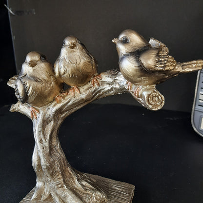 Three birds showpiece