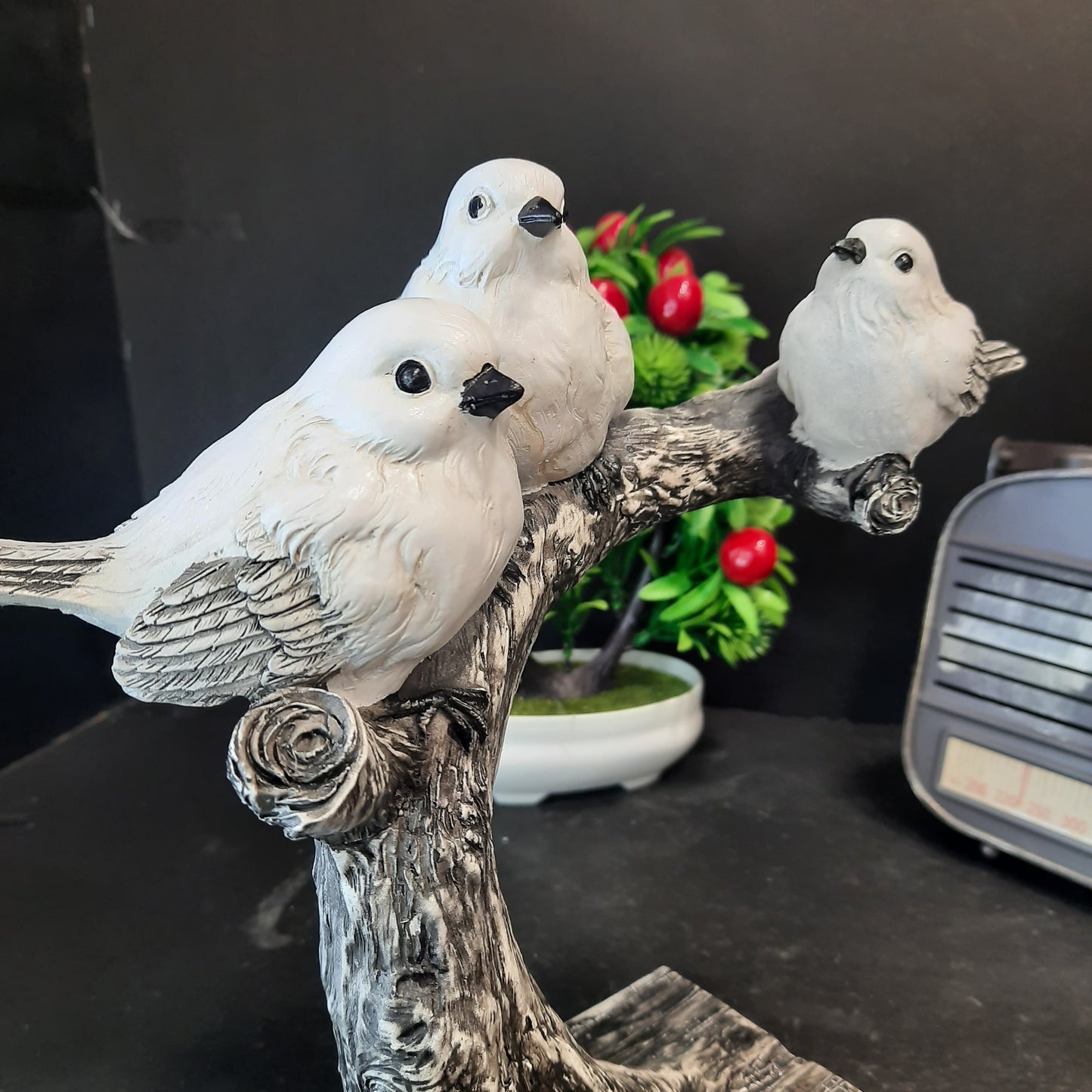 Dove family set showpiece