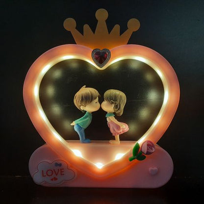 COUPLE showpiece