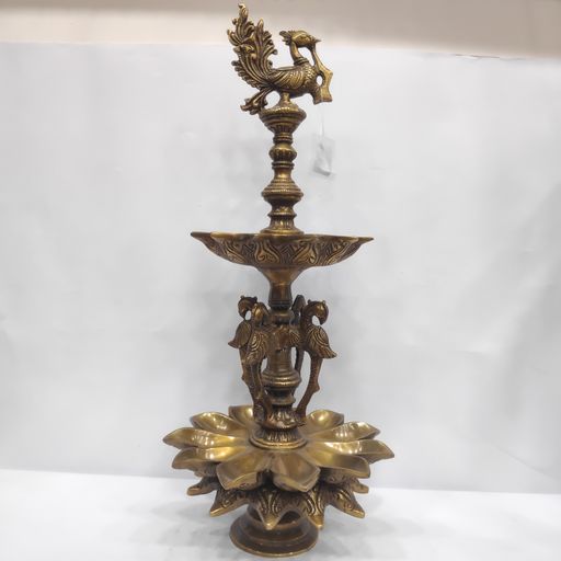 Brass deepak oil lamp