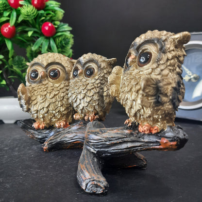 Owl family decoration piece