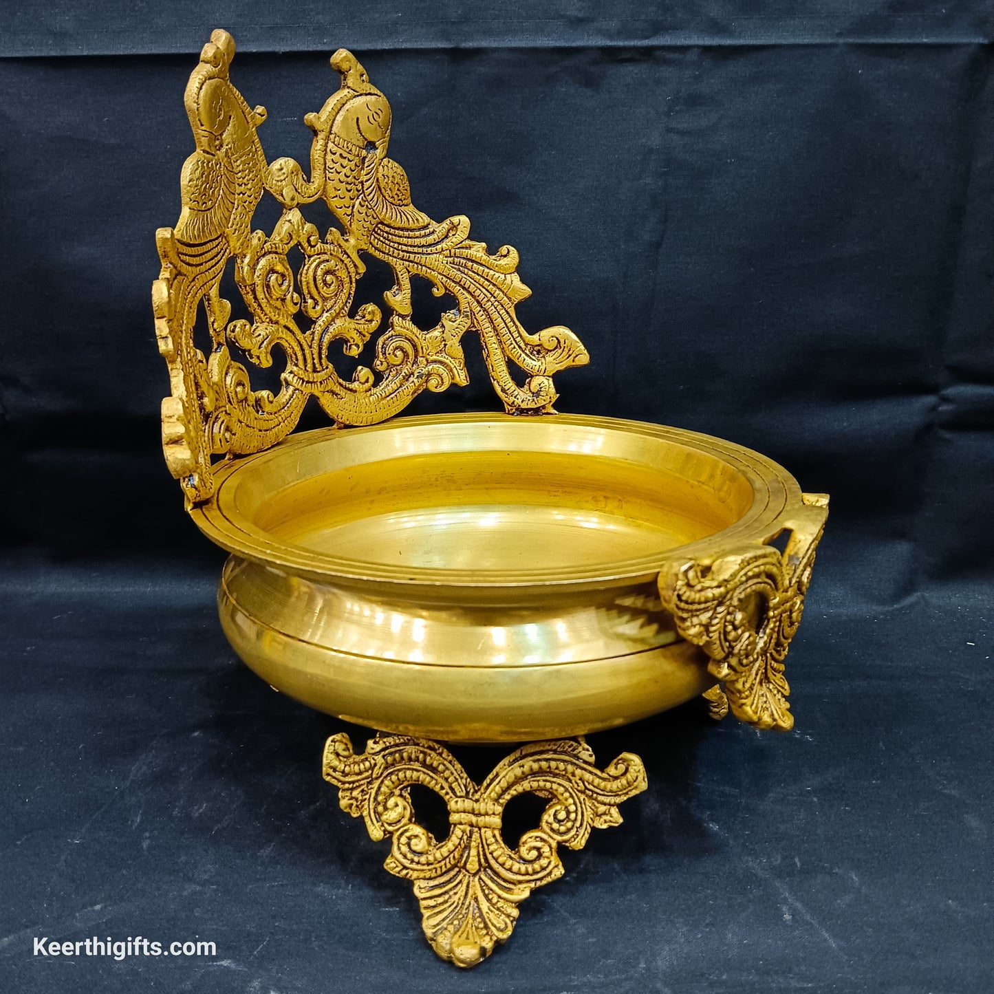 Peacock brass antique urli