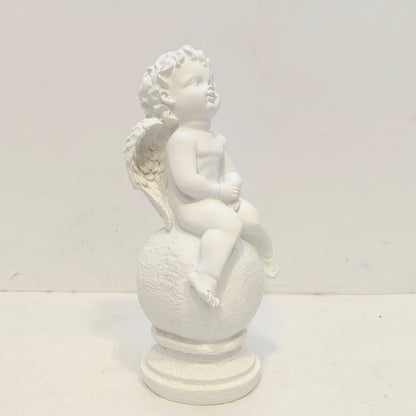 Resin decoration representing an angel