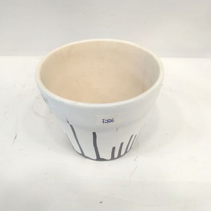 Ceramic pot