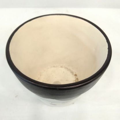 Ceramic pot