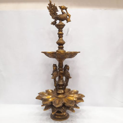 Brass deepak oil lamp