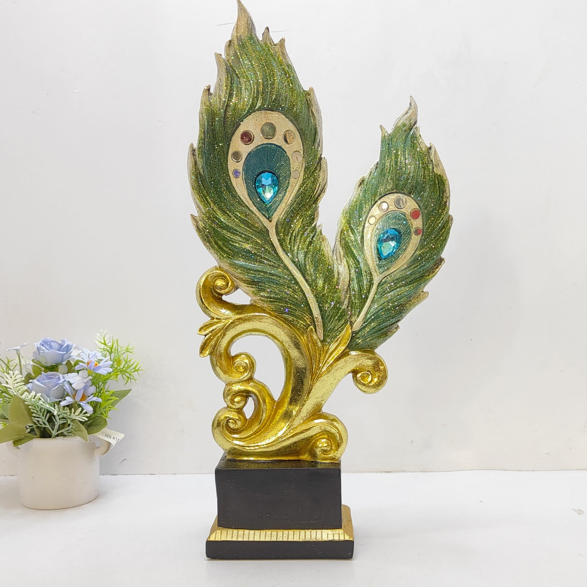 Peacock Feather Show Piece
