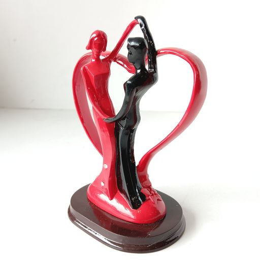 Couple show piece