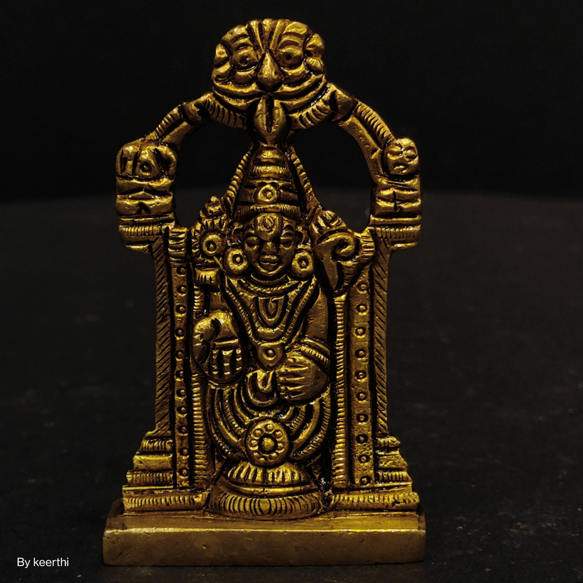 Brass Lord Tirupati Balaji Idol or Venkateswara Balaji Idol with Thiruvachi Arch for Car, Desk and Home Mandir