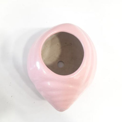 Ceramic pots