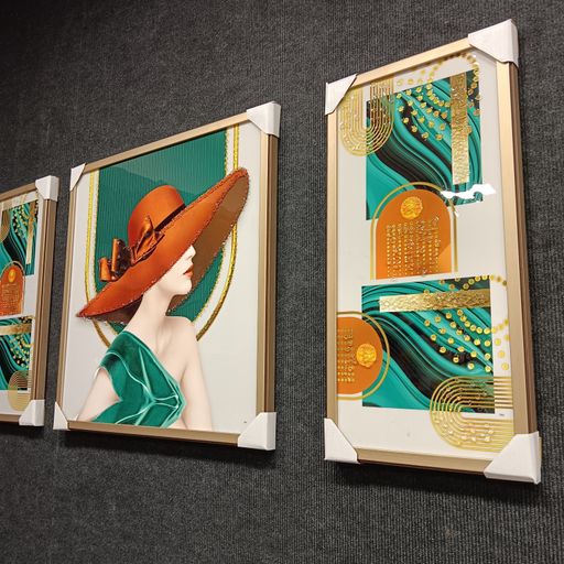 Crystal wall frames