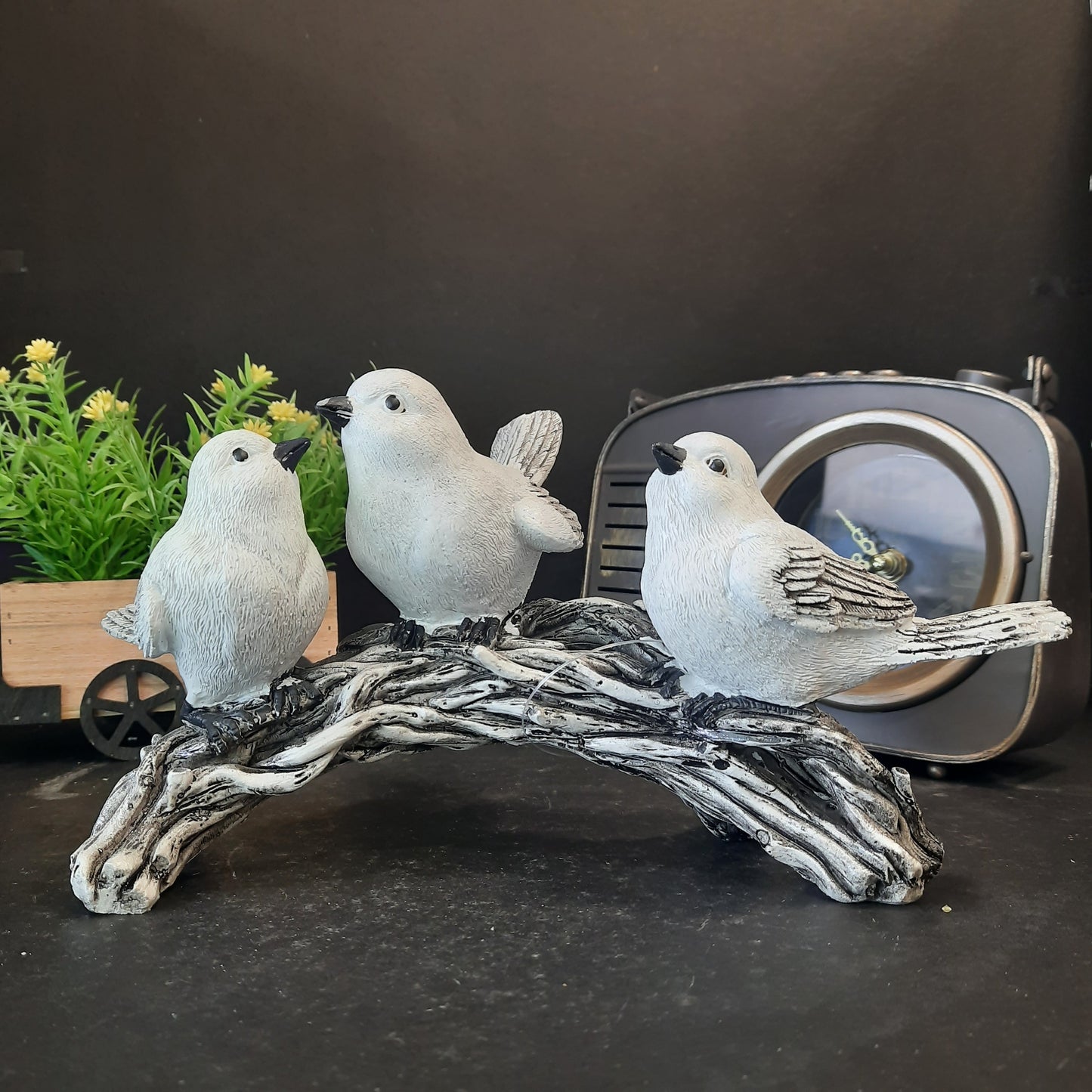 Dove seting on stem showpiece