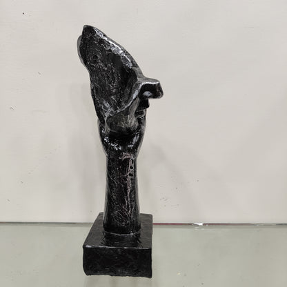 Lovers Sculpture