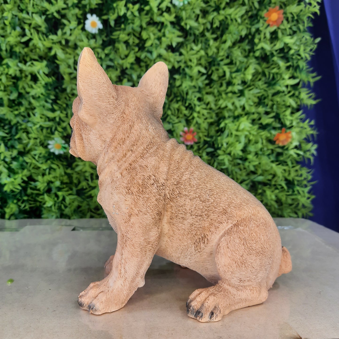 Puppy show piece