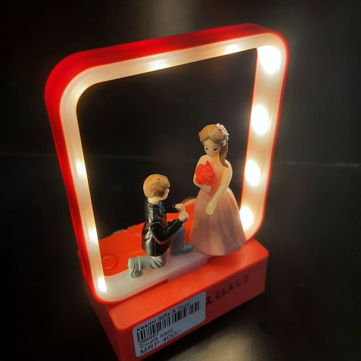 Love propose showpiece