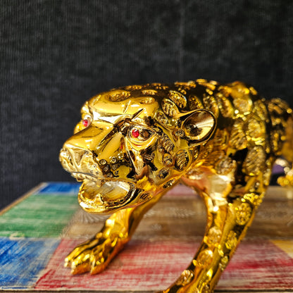 Leopard Statue with elegant look Gold Animal Figurine for Home Decoration