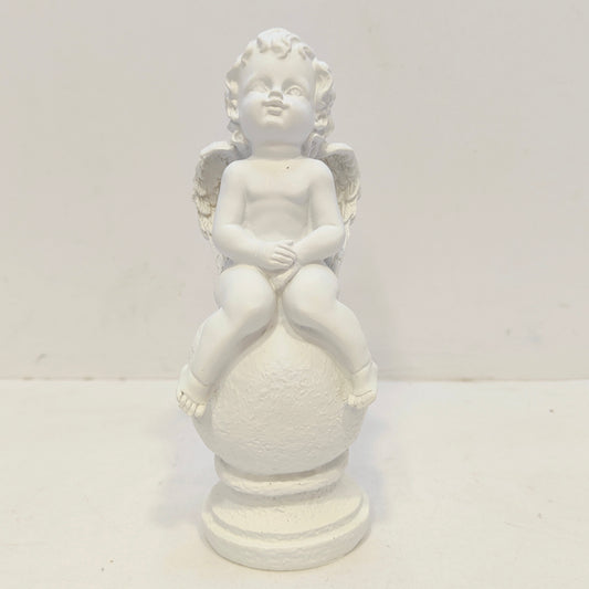Resin decoration representing an angel
