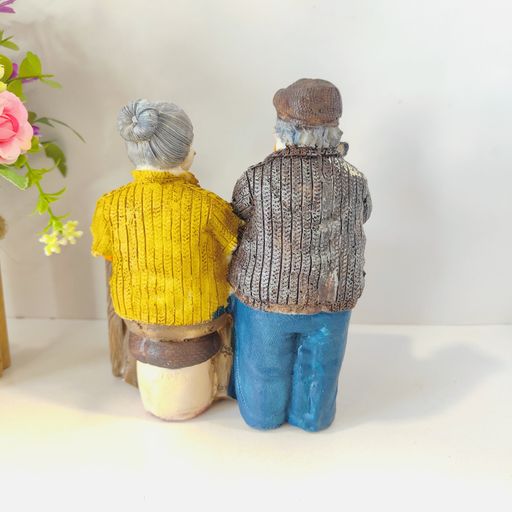Couple Show piece