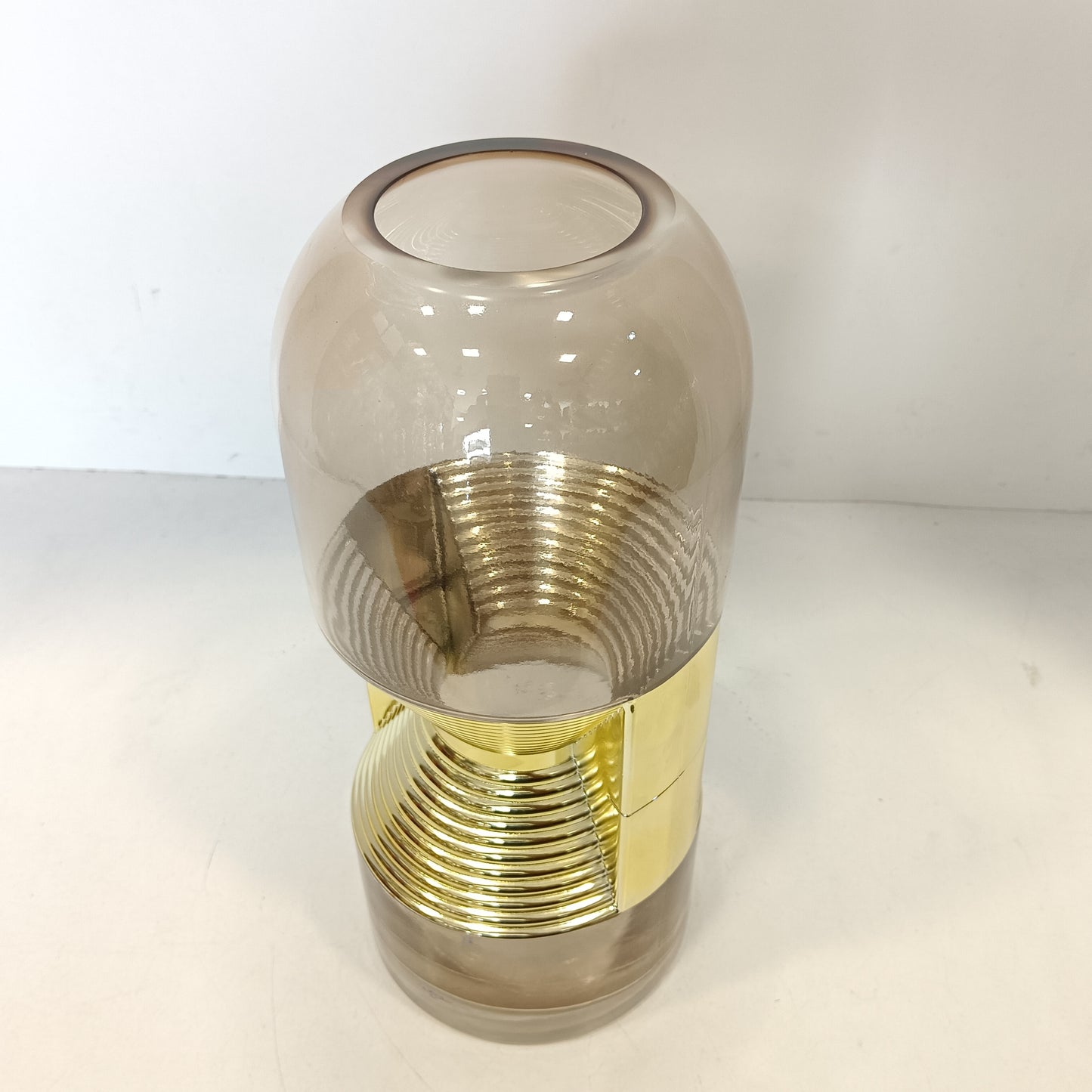 Flower vase