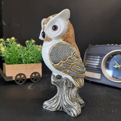 Big owl show piece