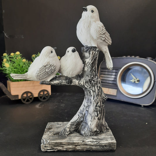 Dove birds family