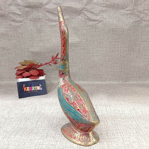 Brass swan showpiece