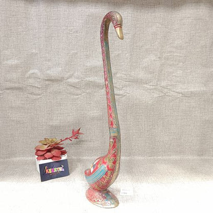 Brass swan showpiece