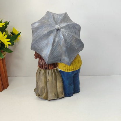 Couple show piece