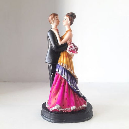 Couple showpiece