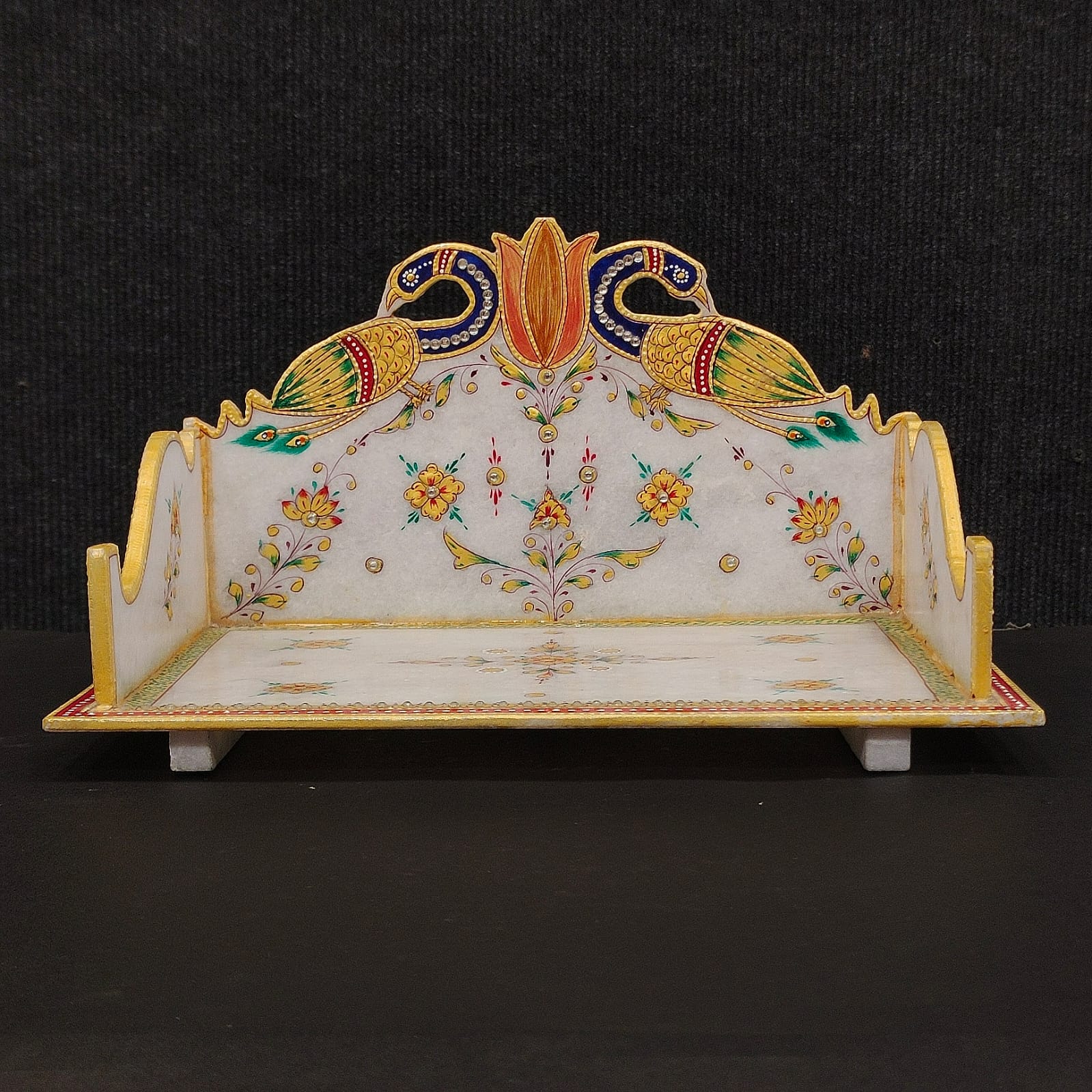 Marble showpiece