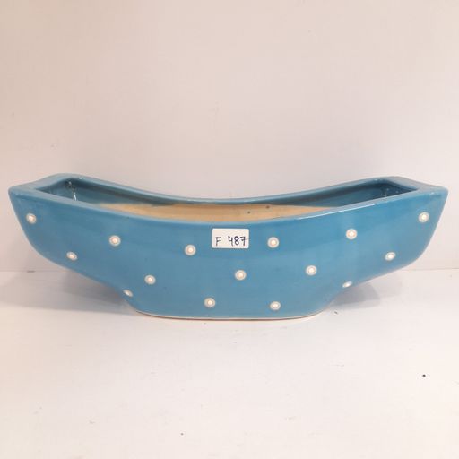 Ceramic pots