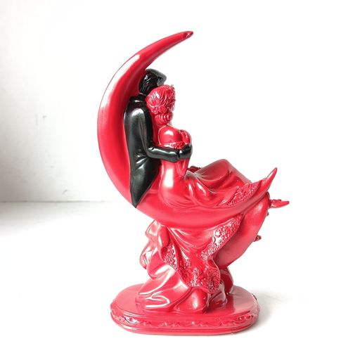 Couple show piece