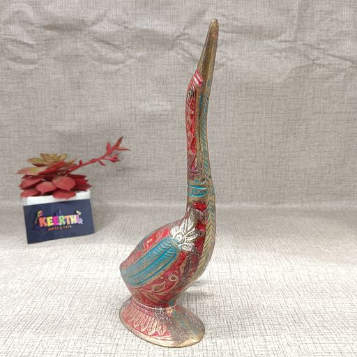 Brass swan showpiece