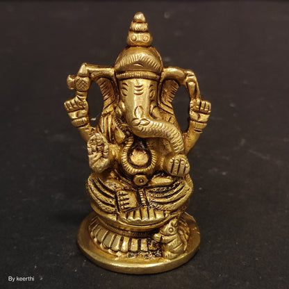 Brass Lord Ganesha Statue for Pooja Home Decor Car Dashboard God Ganesh Ganpati Decorative Showpices