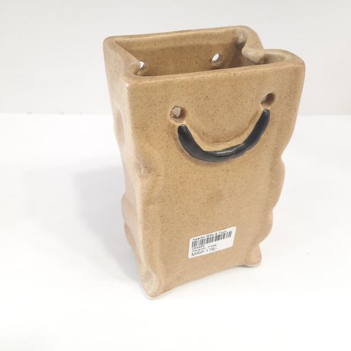 Ceramic Carry bag shaped ceramic pot for Garden Decoration office & home decoration purpose