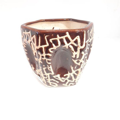 Ceramic pots