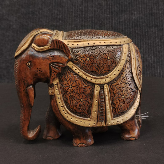Wooden african Elephant.curved sf