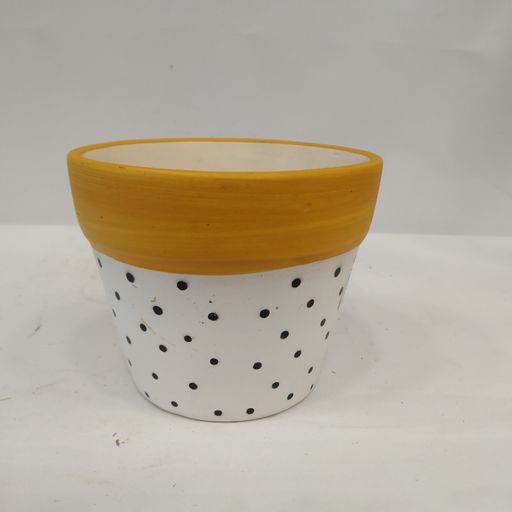 Ceramic pot