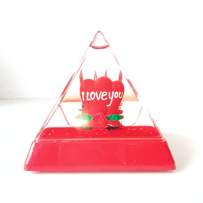 Love pen stand