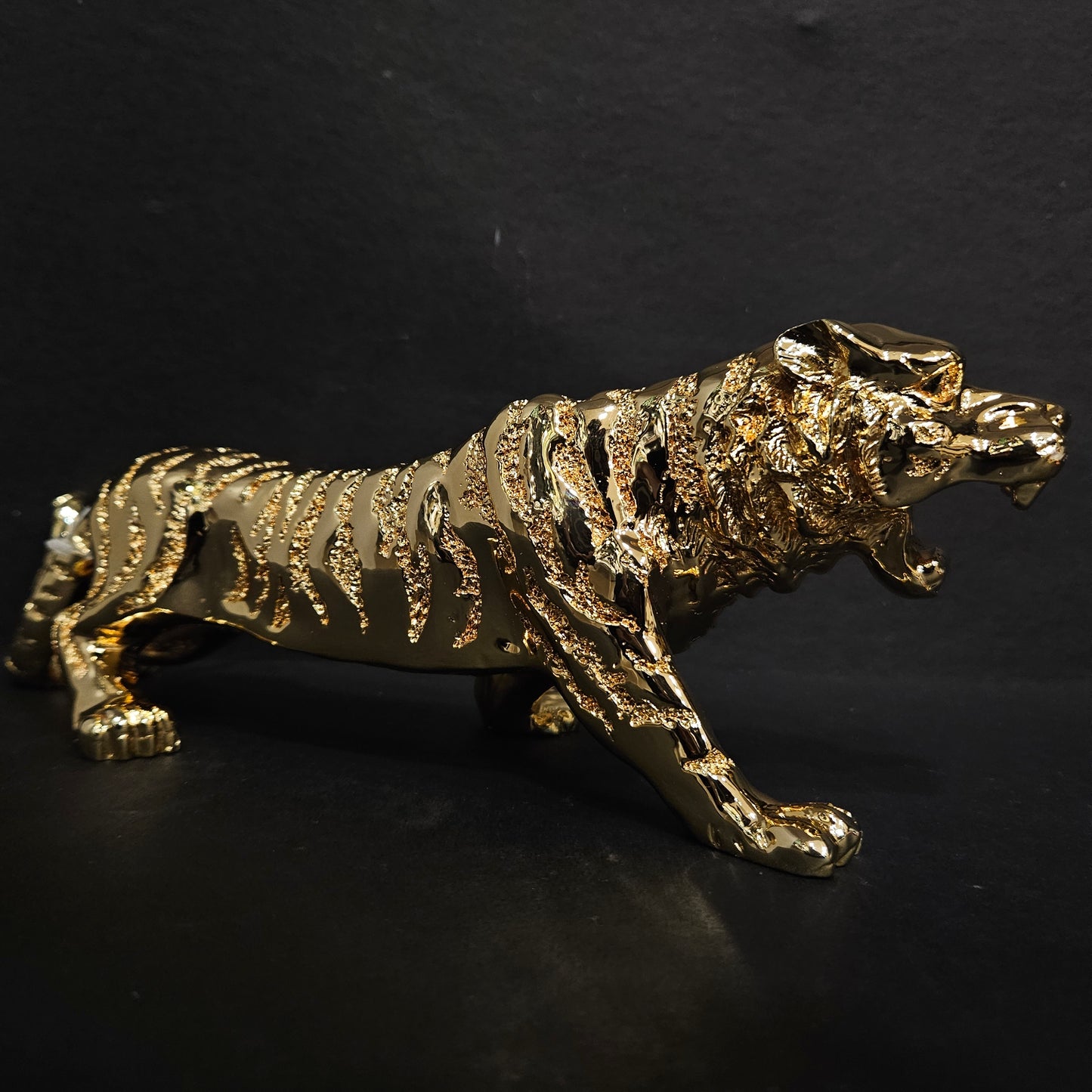 Tiger Statue with elegant look Gold Animal Figurine for Home Decoration
