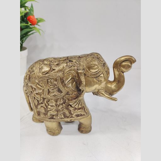 Brass elephat 6 inch